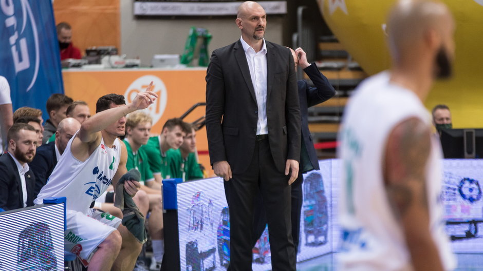 Trener Tabak podczas meczu Enea Zastal BC Zielona Gora - Trefl Sopot, 25.01.2021 r.