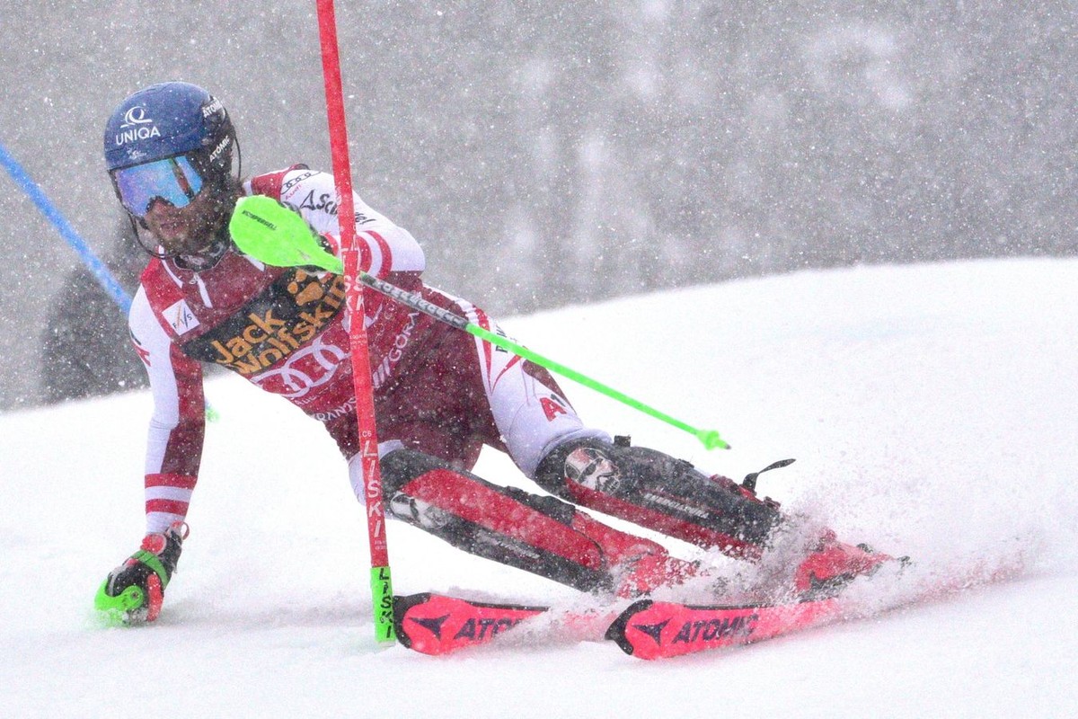Marco Schwarz na stoku slalomu specjalnego w Kranjskiej Gorze Dostawca: PAP/EPA.