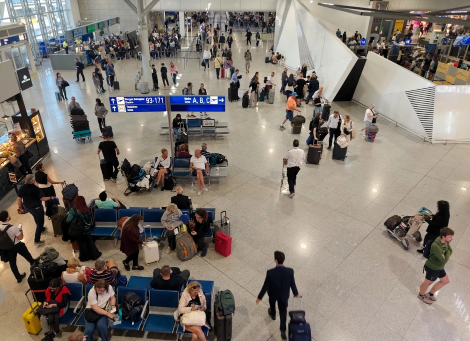 Aerodrom u Atini: Putnicima se savetuje da dođu najmanje dva i po sata pre svog leta 