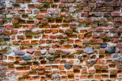 Spór o średniowieczny zamek w Czechach. WP.pl: Krzyżacy chcą go odzyskać