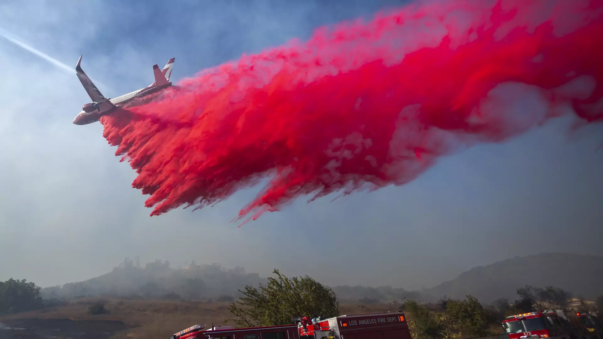Emerytowane samoloty pasażerskie gaszą pożary w Kalifornii. Drugie życie starych maszyn