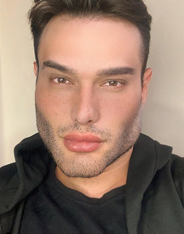 Samozvaný novodobý Nostradamus Athos Salomé.