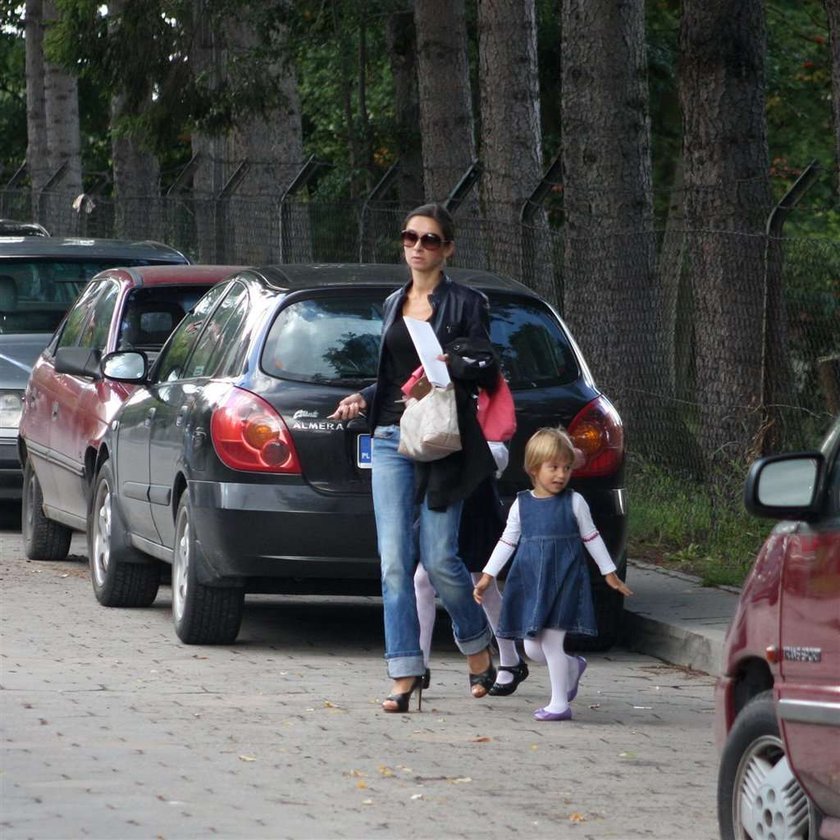 Marta Kaczyńska posłała córkę do prywatnej szkoły. FOTY!