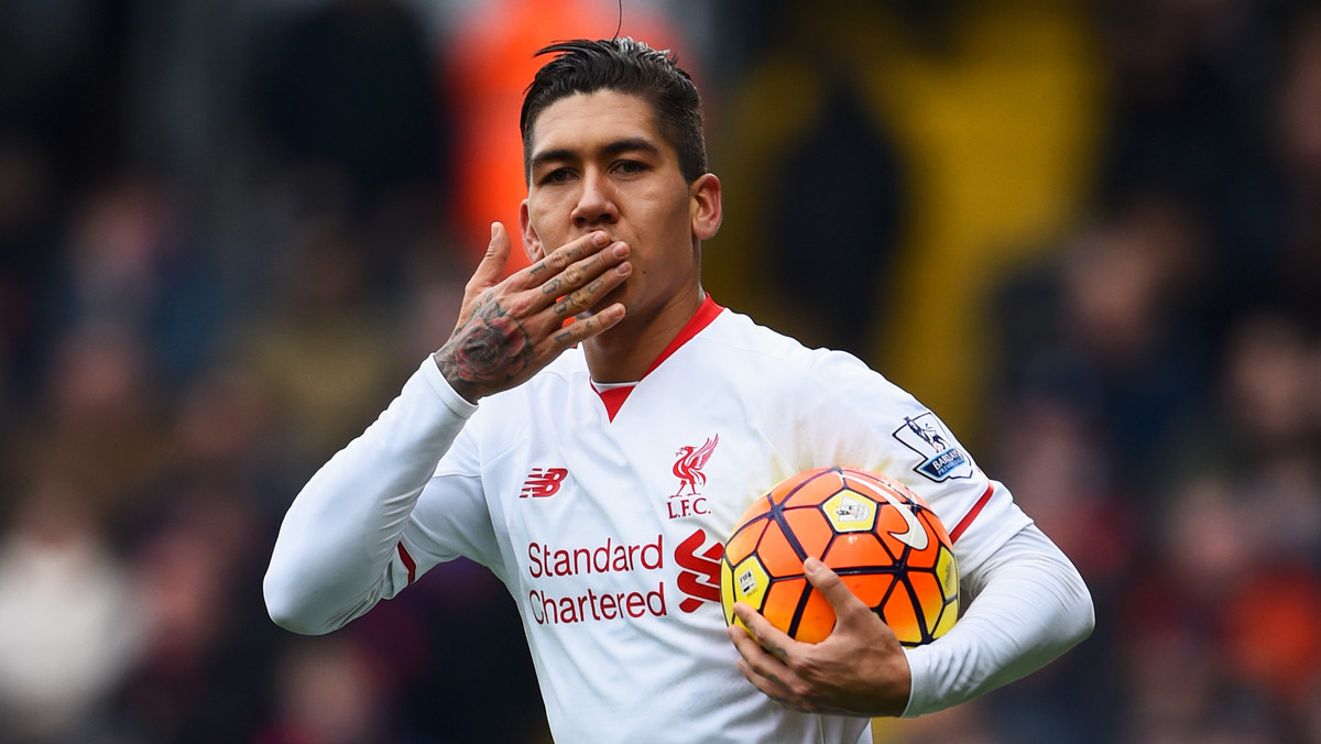 Roberto Firmino, napastnik Liverpoolu i reprezentant Brazylii, pochwalił się nowym tatuażem. Piłkarz słynie z licznych "dziar", które zdobią jego skórę. Tym razem 24-latek wybrał się do salonu tatuażu, by w wyjątkowy sposób okazać miłość swojej żonie.