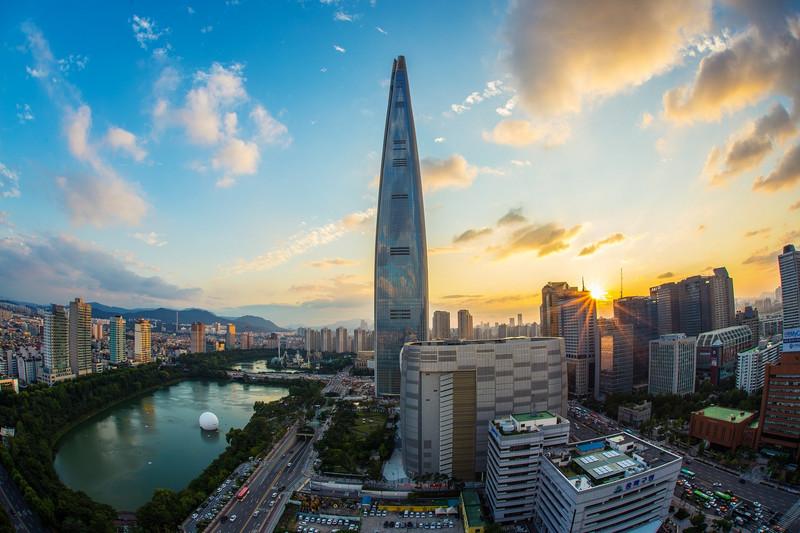 5. Lotte World Tower