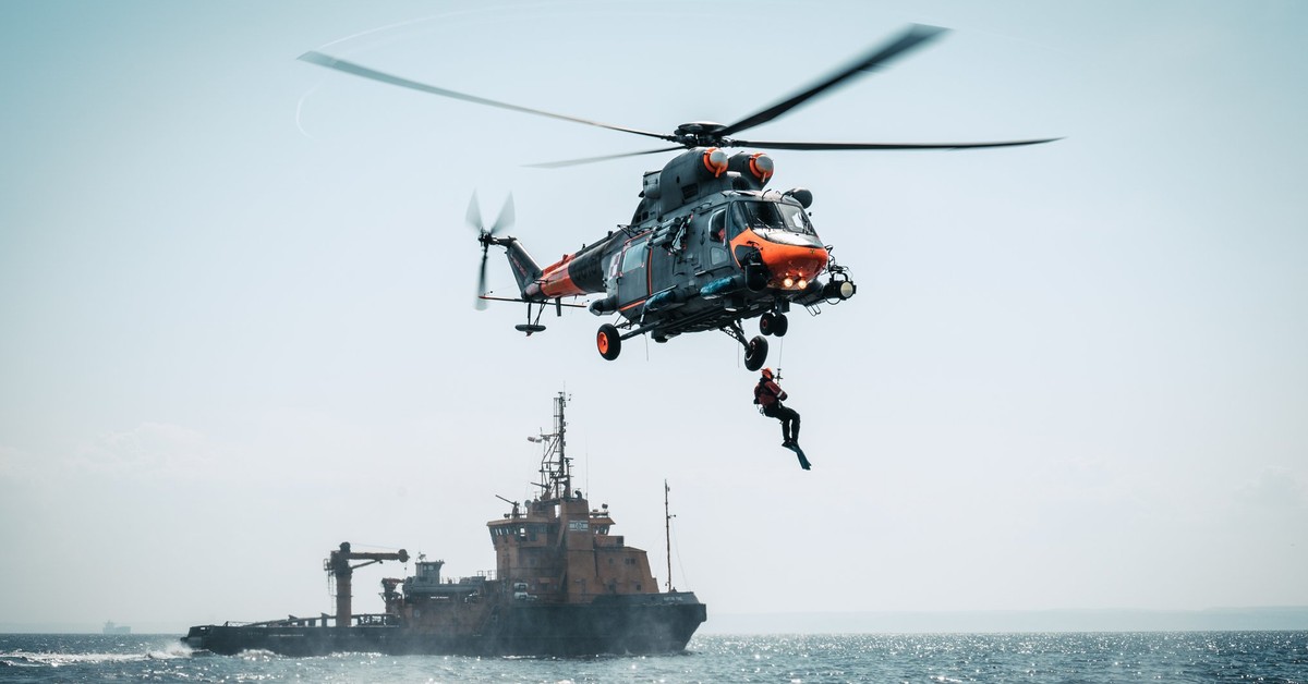 Polski śmigłowiec nad Bałtykiem. Akcja ratunkowa Marynarki Wojennej 80 km od brzegu