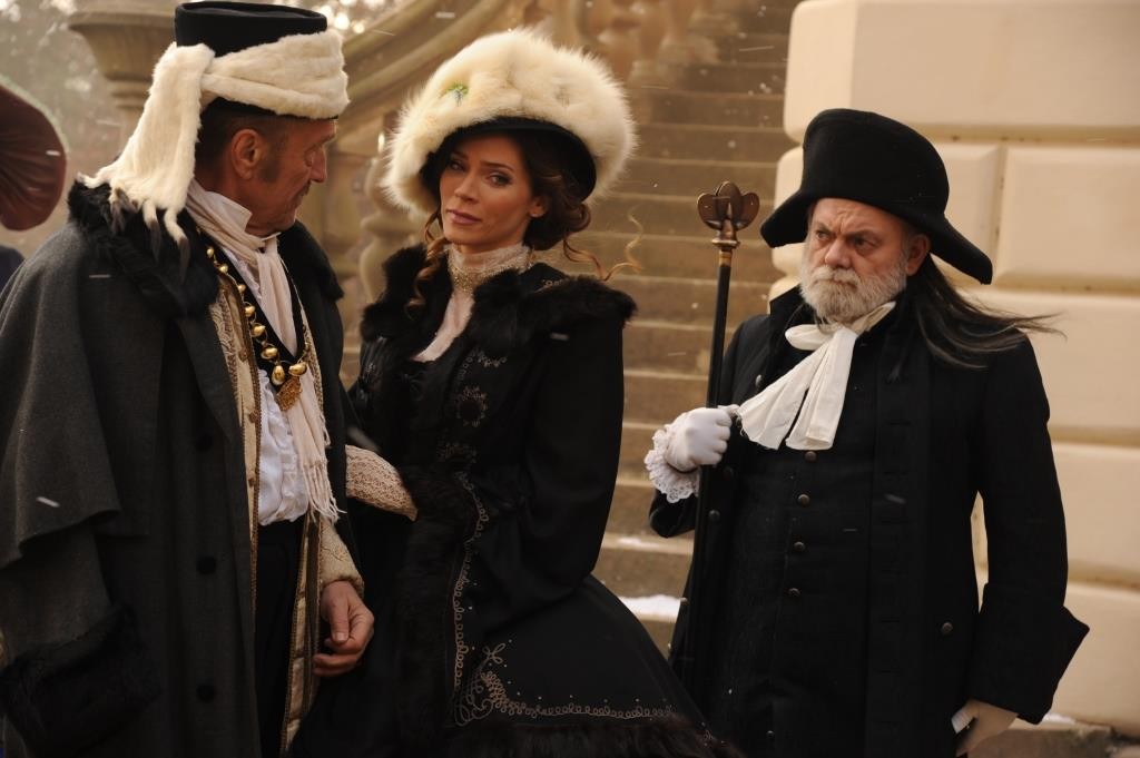 Záber z filmu Perinbaba a dva svety