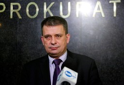 Prokuratura: Nazwisko byłego komendanta policji pojawia się w śledztwie w sprawie korupcji