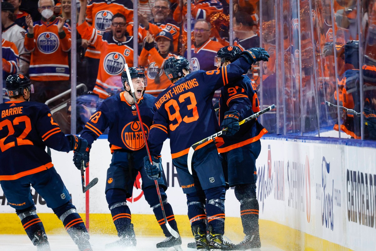 Radość hokeistów Edmonton Oilers