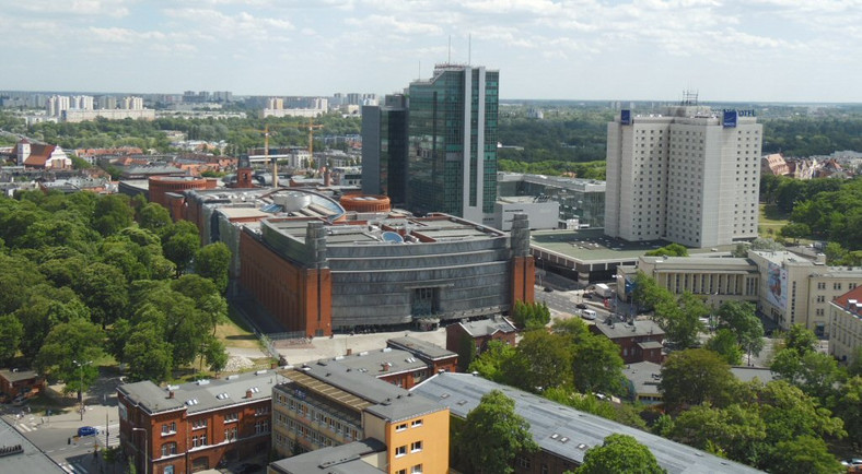 Z Collegium Altum można zobaczyć m.in. Stary Browar i Rataje