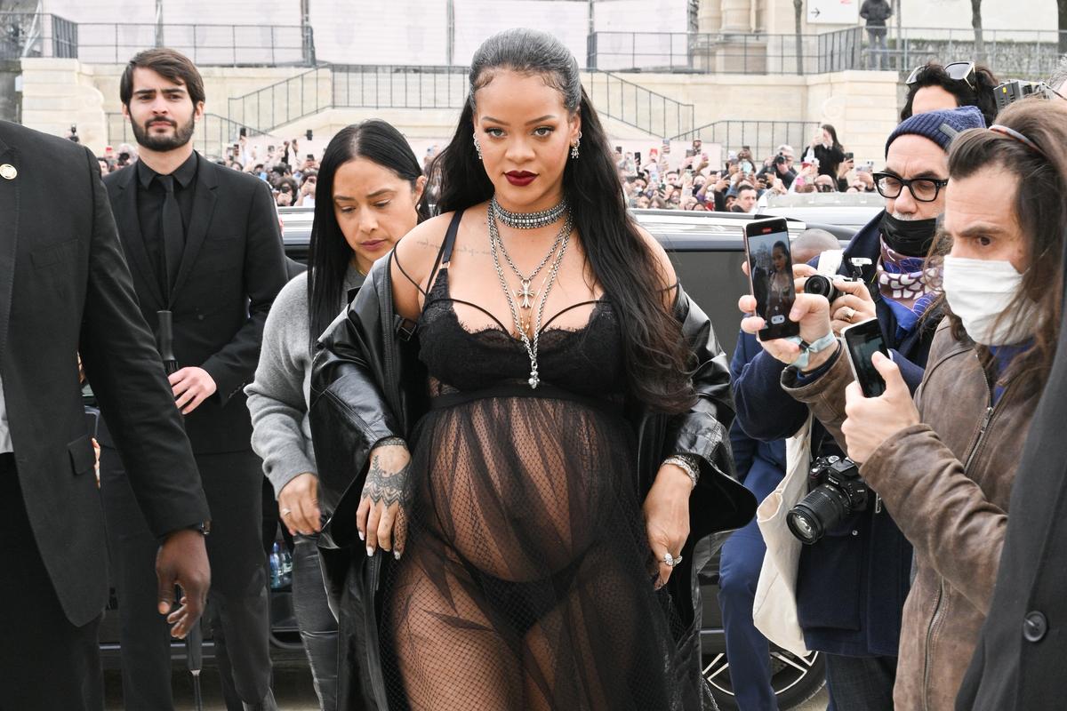 A Vogue szobrot emelt Rihanna tiszteletére