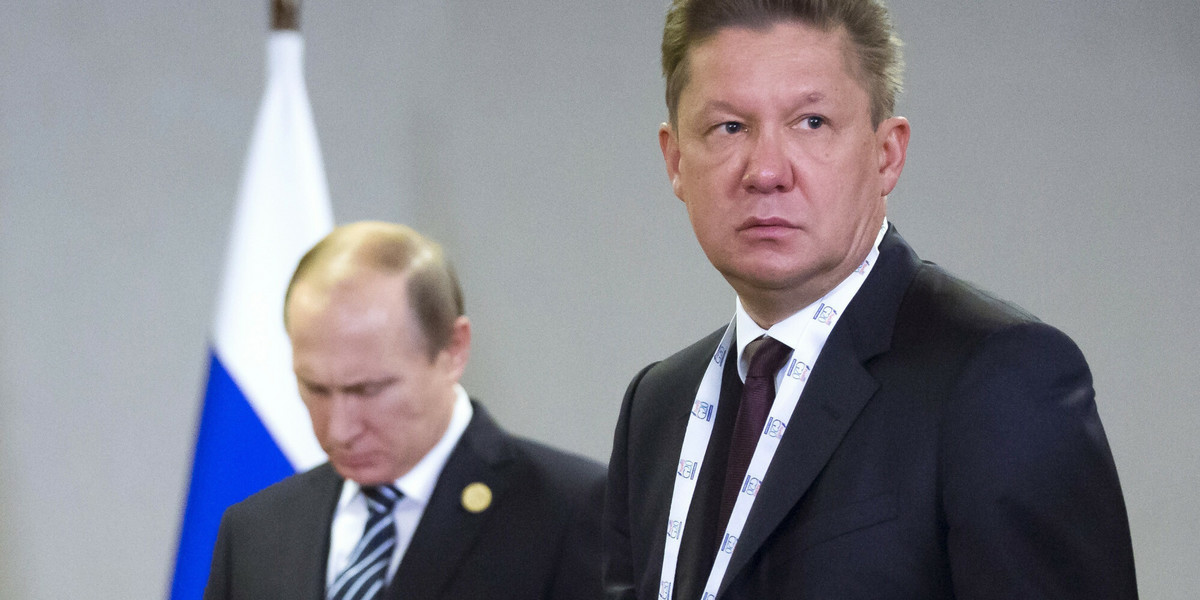 Aleksiej Miller, prezes Gazpromu, na drugim planie Władimir Putin, prezydent Rosji