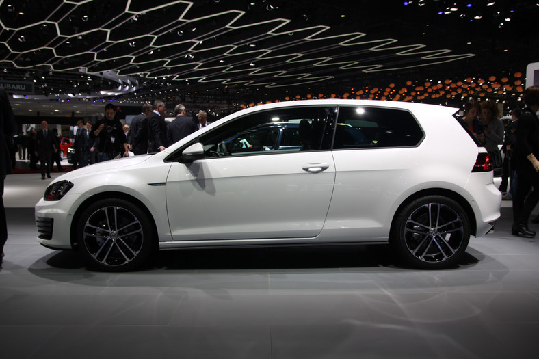 Volkswagen Golf GTD (Genewa 2013)