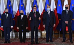 Zjednoczona Prawica zwycięża. Próg wyborczy przekroczyłyby jeszcze 4 partie [SONDAŻ]