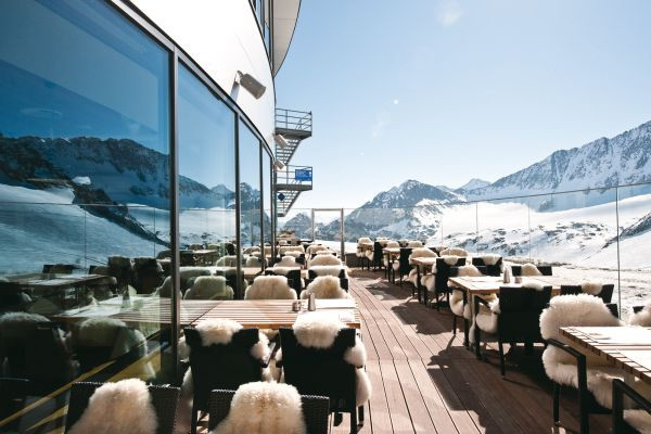 Austria ciekawostki, Dolina Stubai - atrakcje, przewodnik narciarski