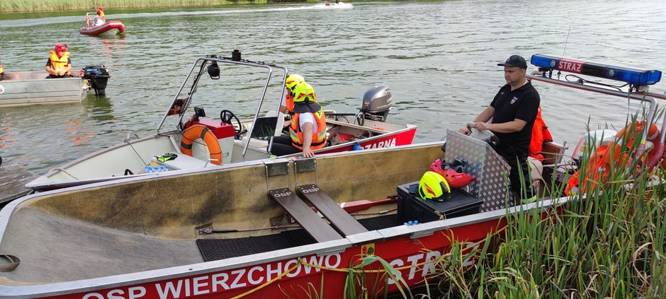 Strażacy ćwiczyli ratownictwo wodne