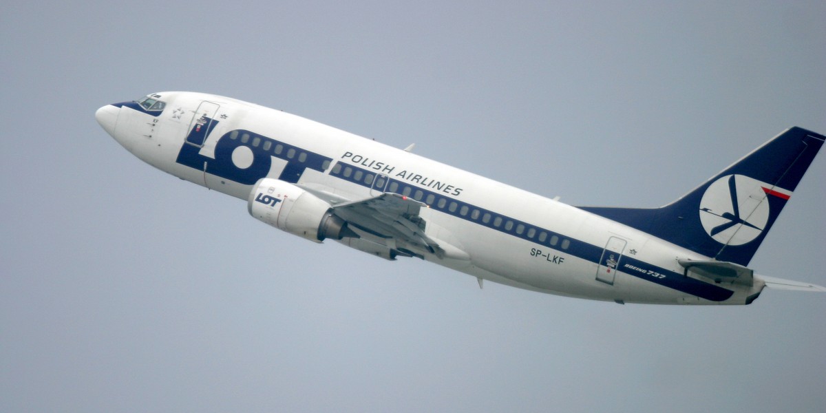 Boeing 737 LOT