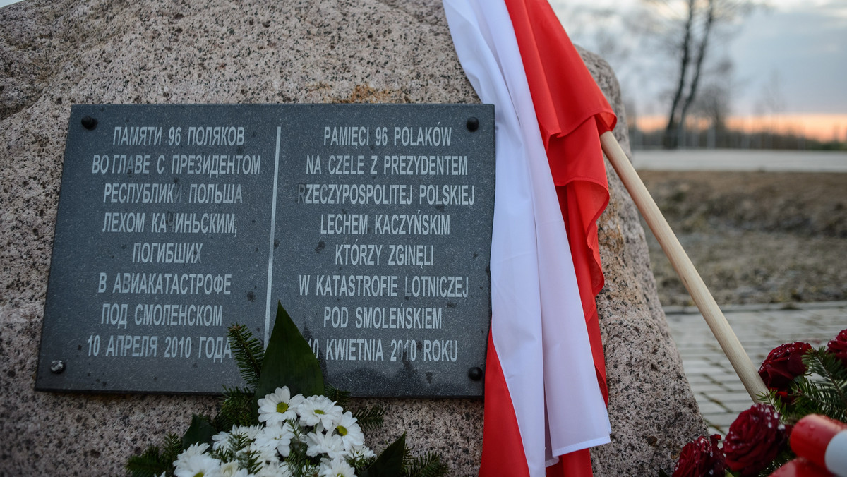 Chociaż główne uroczystości upamiętniające wszystkich, którzy zginęli w katastrofie samolotowej pod Smoleńskiem odbywać się będą w Warszawie, Trójmiasto także uczci pamięć prezydenta Lecha Kaczyńskiego, jego żony i 94 ofiar katastrofy.