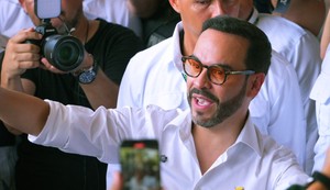 Desničarski kandidat Abelardo de la Espirela na izborima u Kolumbiji