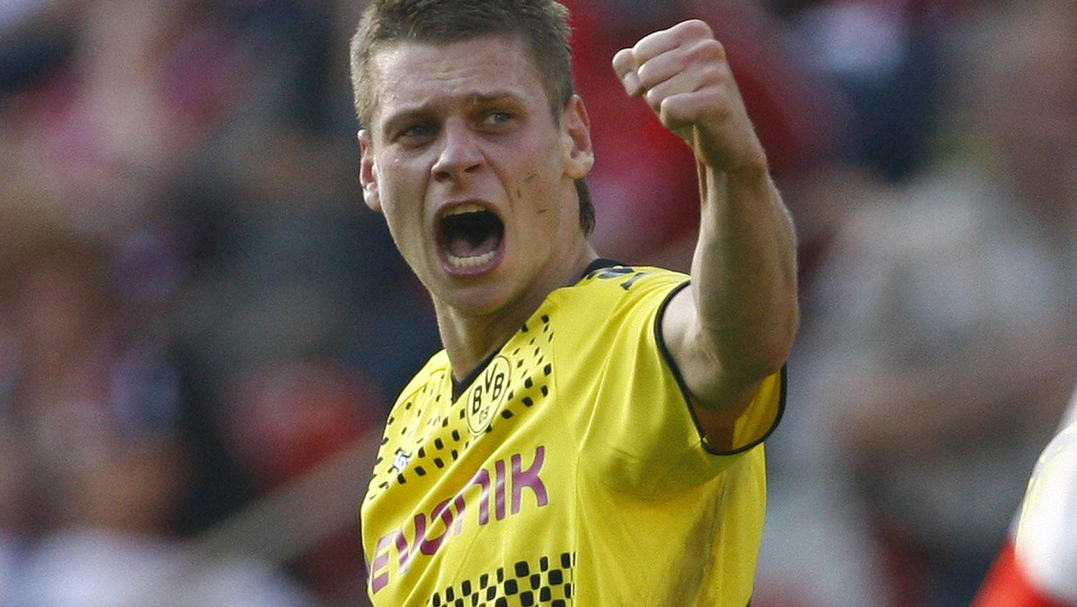 Łukasz Piszczek był jednym z najlepszych zawodników Borussii Dortmund w spotkaniu z 1.FC Nürnberg. Serwis bundesliga.de docenił grę Polaka i umieścił go w jedenastce 20. kolejki.