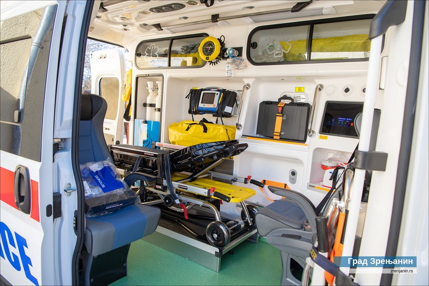 Novo vozilo hitne pomoći u Zrenjaninu