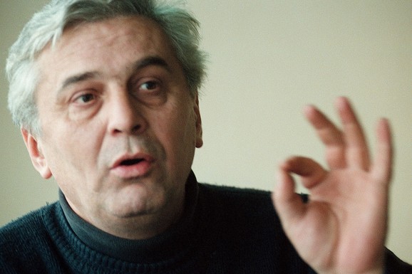 VOLEO JE SAMO NJU Privatna fotografija Danila Lazovića ugledala svetlost dana, evo kako izgleda žena koju je krio od javnosti