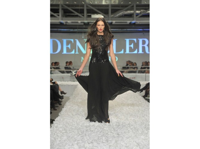 Deni Cler Milano - pokaz kolekcji wiosna/lato 2012.