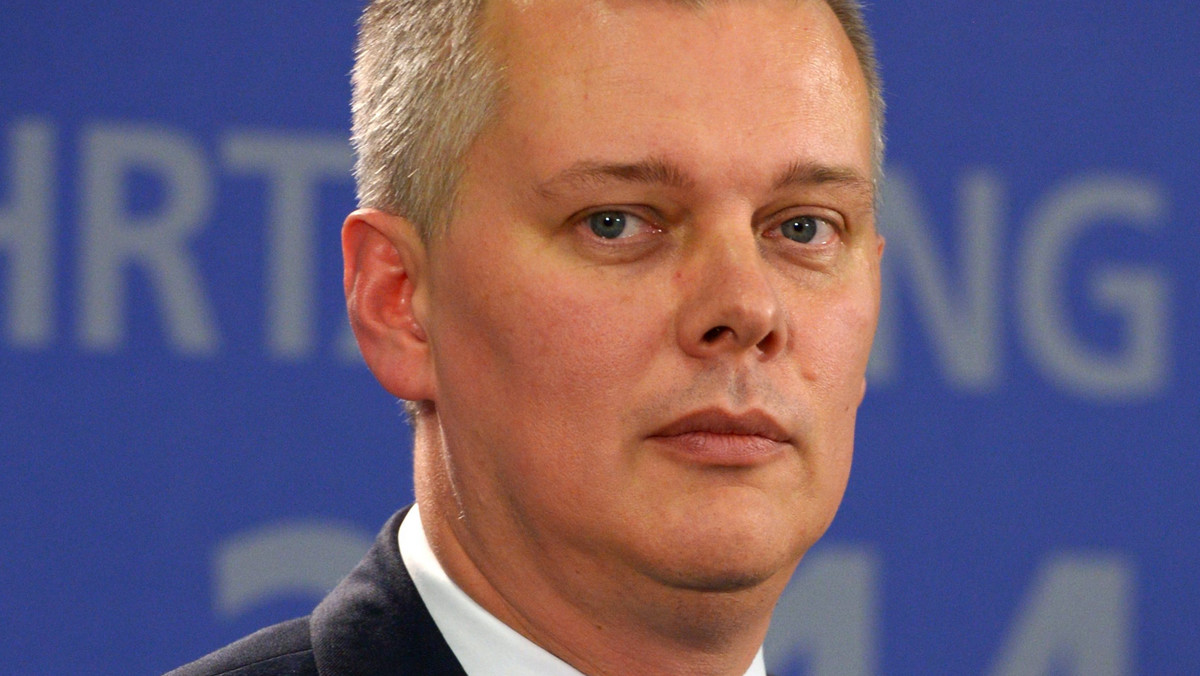 Minister obrony narodowej Tomasz Siemoniak proszony o komentarz do doniesień o wzmożonej aktywności rosyjskich samolotów nad Europą ocenił, że NATO jest czujne i podejmuje właściwe działania. Sądzi, że Sojusz zwróci się w tej sprawie do Rosji o wyjaśnienia.