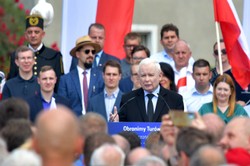 "Prawdziwy kryzys w Rosji pomógłby pewnie PiS" [WYWIAD]