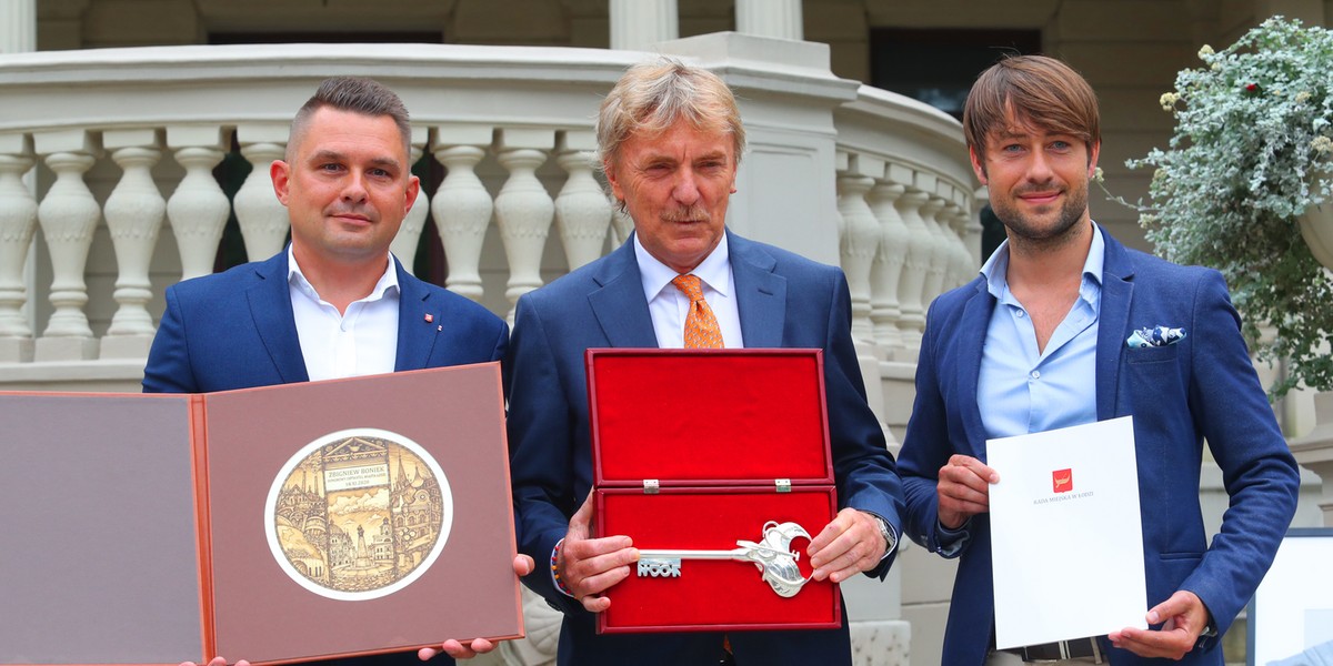 Zbigniew Boniek otrzymał symboliczny klucz do miasta Łodzi