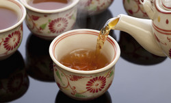 Herbata oolong słynie ze zdrowotnych właściwości. Jak ją zaparzyć?