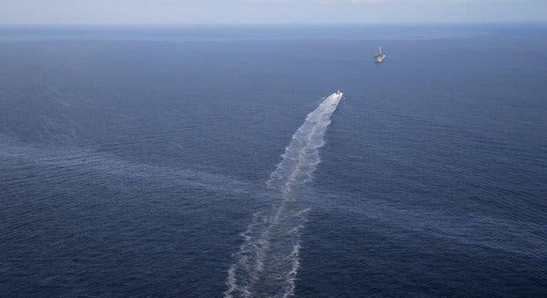 New estimate for an oil leak: A thousand times worse than rig owner says