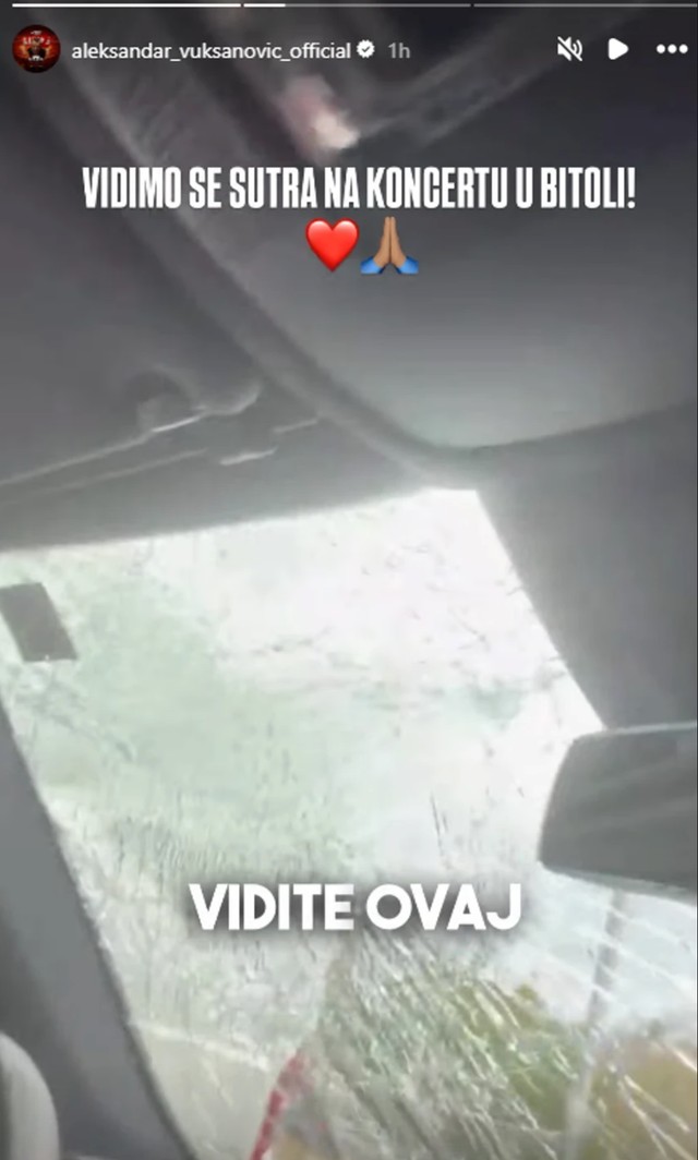 Aca Lukas pokazao štetu na automobilu