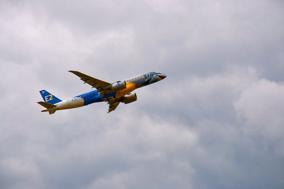 Embraer E190-E2 może pokonać trasę 5,278 tys. km. 