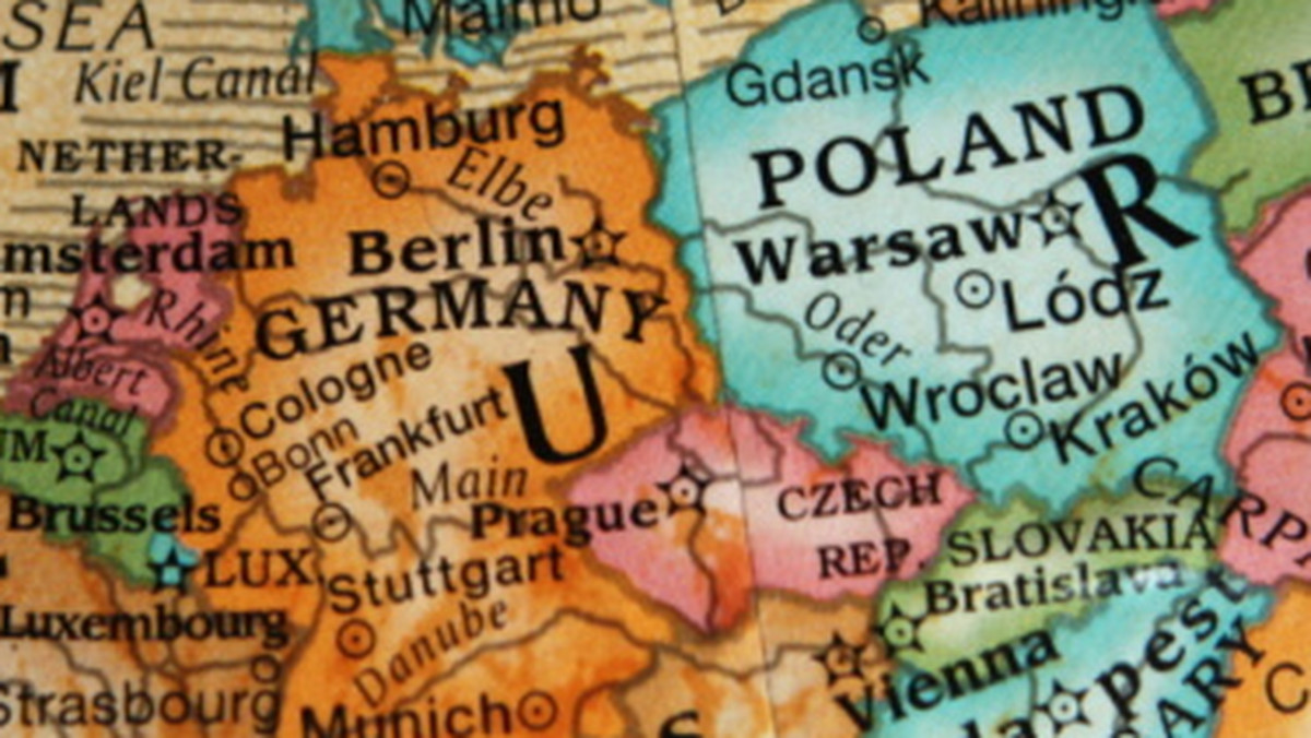 Do II wojny światowej istniała w Republice Weimarskiej i III Rzeszy polska mniejszość narodowa. W dzisiejszych Niemczech już jej nie ma. Dlaczego? Trzeba sięgnąć do dekretów Hermanna Goeringa (1940) i traktatu polsko-niemieckiego (1991).