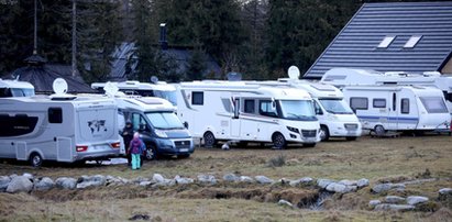 Tak Polacy obchodzą obostrzenia w Zakopanem! To prawdziwe zatrzęsienie