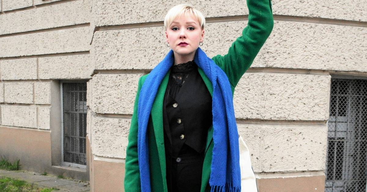 Znana aktywistka zaatakowana, bo trzymała tęczową parasolkę. "Groził, że mnie udusi"