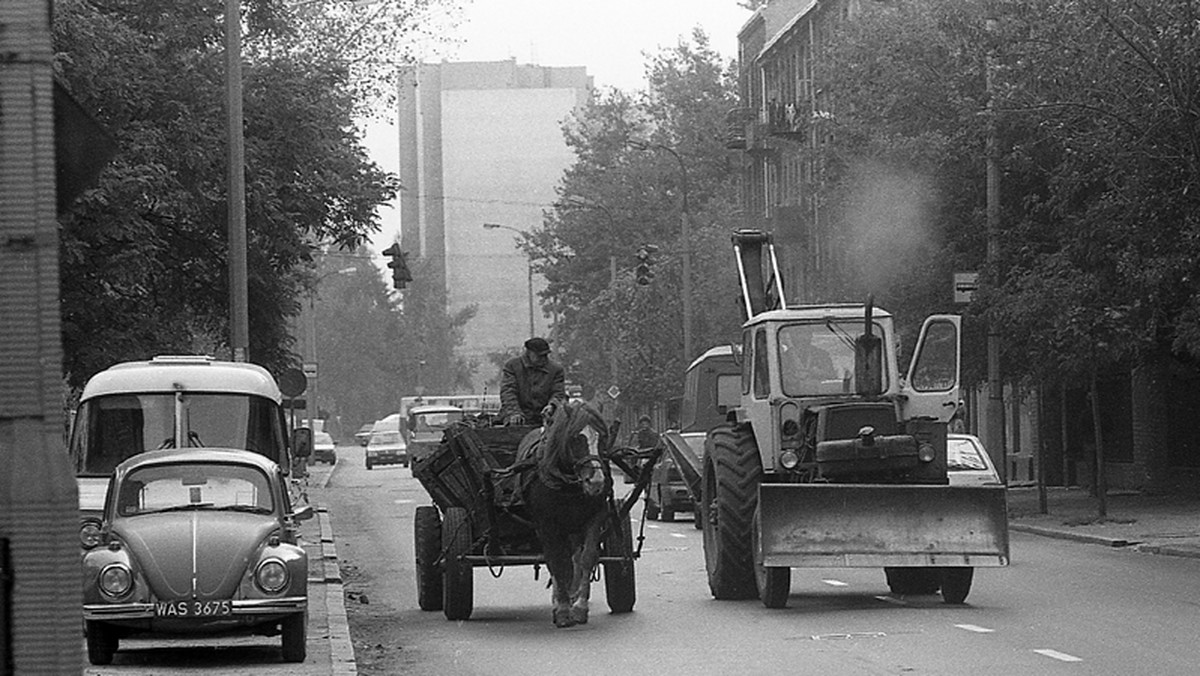 Od 15 września do 10 października 2017 roku w Prom Kultury Saska Kępa w Warszawie można podziwiać wystawę fotografii polskiego fotografika i fotoreportażysty Marka Szymańskiego. To 80 fotografii czarno-białych oraz jedna barwna ze zbioru artysty, który zajmuje się fotografią już ponad 45 lat.