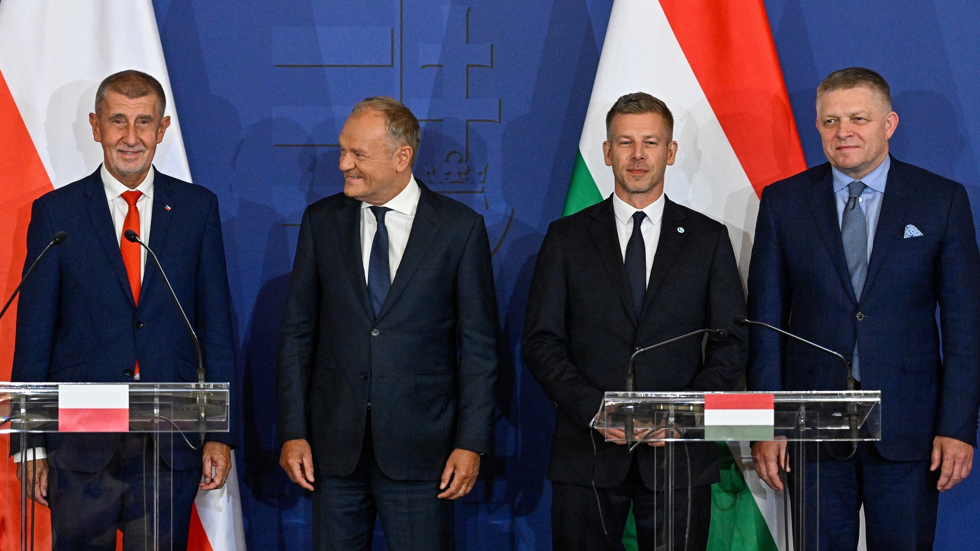 Premiéri krajín Vyšehradskej štvorky (V4) sprava Robert Fico (Slovensko), Péter Magyar (Maďarsko), Donald Tusk (Poľsko) a Andrej Babiš (Česko).