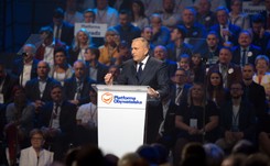 'Mamy 'totalną propozycję', by odsunąć PiS od władzy'. Schetyna na konwencji PO przedstawia program partii