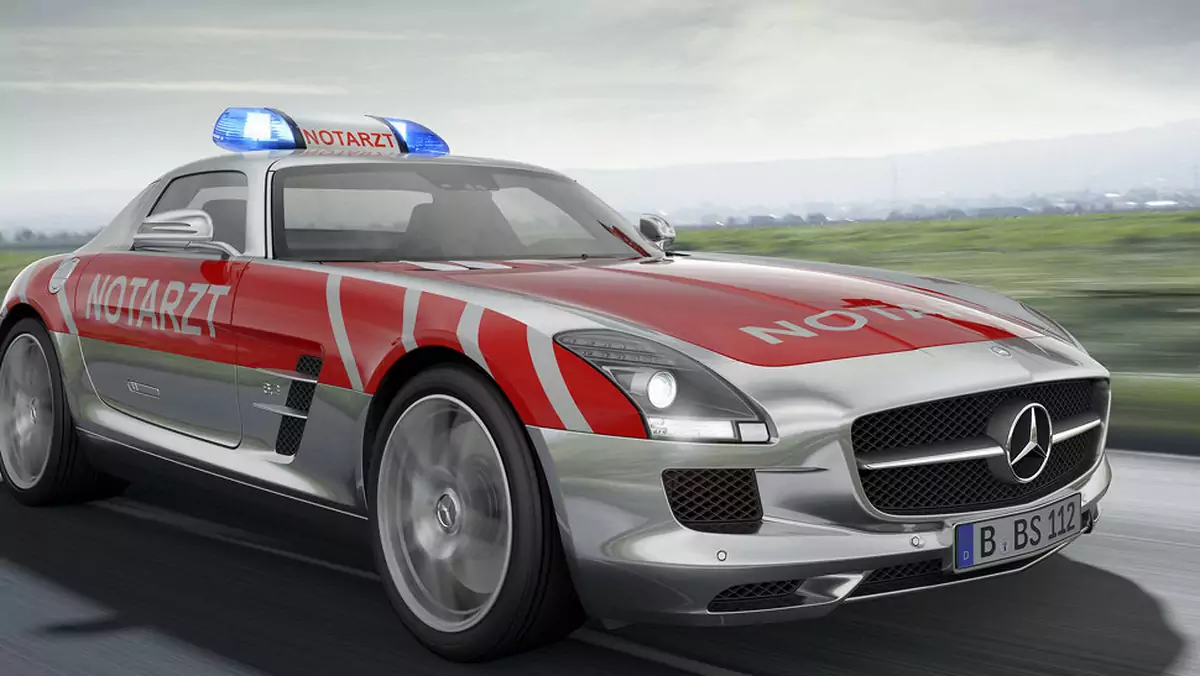 Mercedes SLS AMG jako karetka