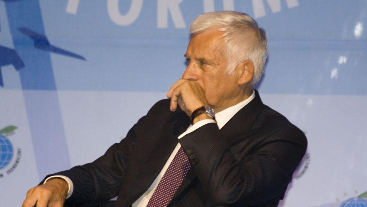 Wybory do PE.  Jerzy Buzek i Janusz Lewandowski "jedynkami" Koalicji Europejskiej