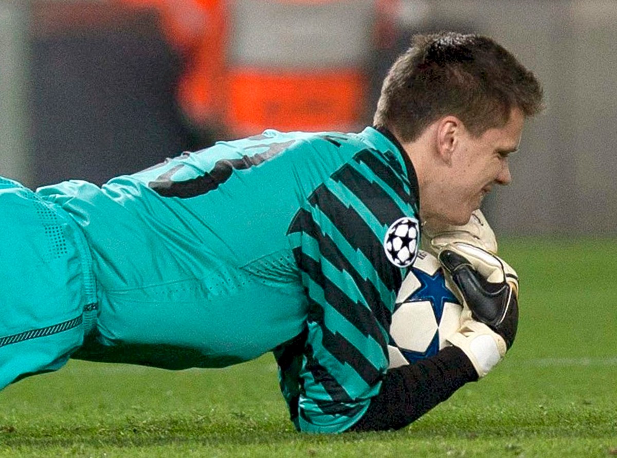 Szczęsny nie będzie operowany. Ale przez miesiąc nie zagra
