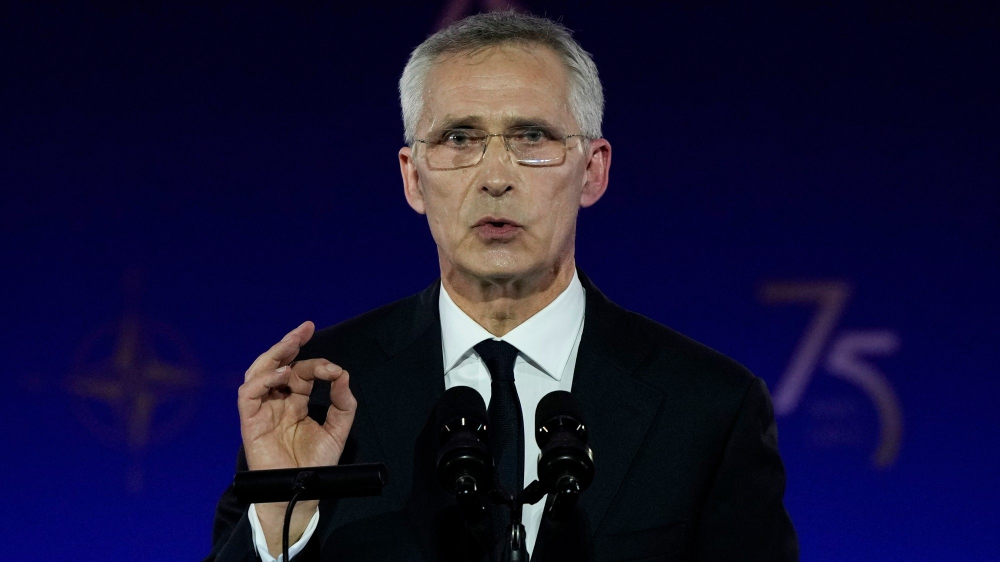 Stoltenberg vyzval lídrov NATO Výsledok vojny na Ukrajine ovplyvní