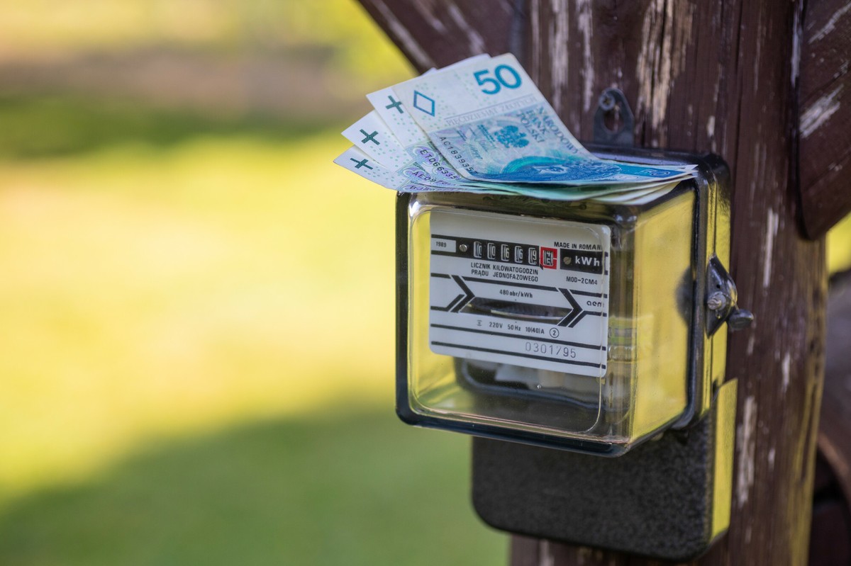 Ceny energii elektrycznej w czwartym kwartale. URE zatwierdził stawki