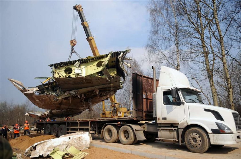 Czarne hmury nad Klichem. Uniemożliwiał badanie wraku tupolewa?