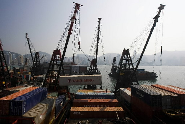 Przeładunki portu w Hongkongu wzrosłyi we wrześniu o 3,6 proc. , gdyż kwitnący handel Chin z zagranicą zwieksza zapotrzebowanie na kontenery.