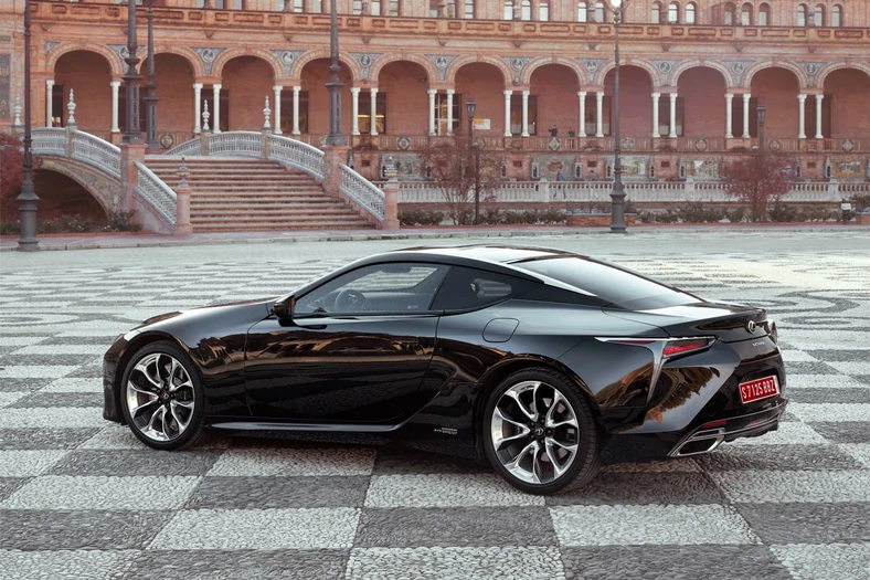 Lexus LC