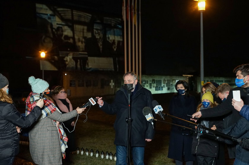 Druga rocznica zamachu i śmierci Pawła Adamowicza. Tak mieszkańcy Gdańska upamiętnili tragedię