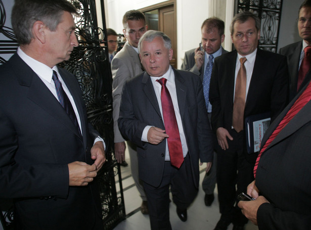 Kaczyński: Platforma boi się SLD